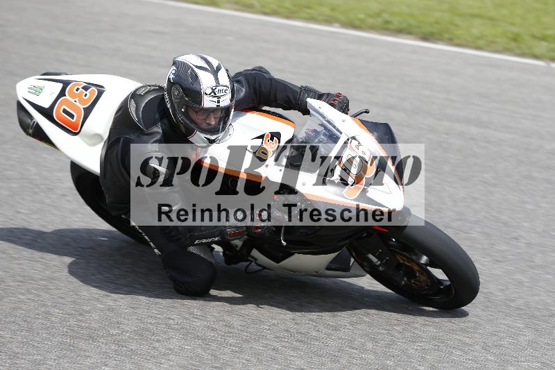 /Archiv-2024/29 12.06.2024 MOTO.CH Track Day ADR/Gruppe rot/106